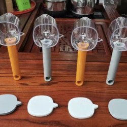 Овочечистка з кришкою Light and Handy to peel
