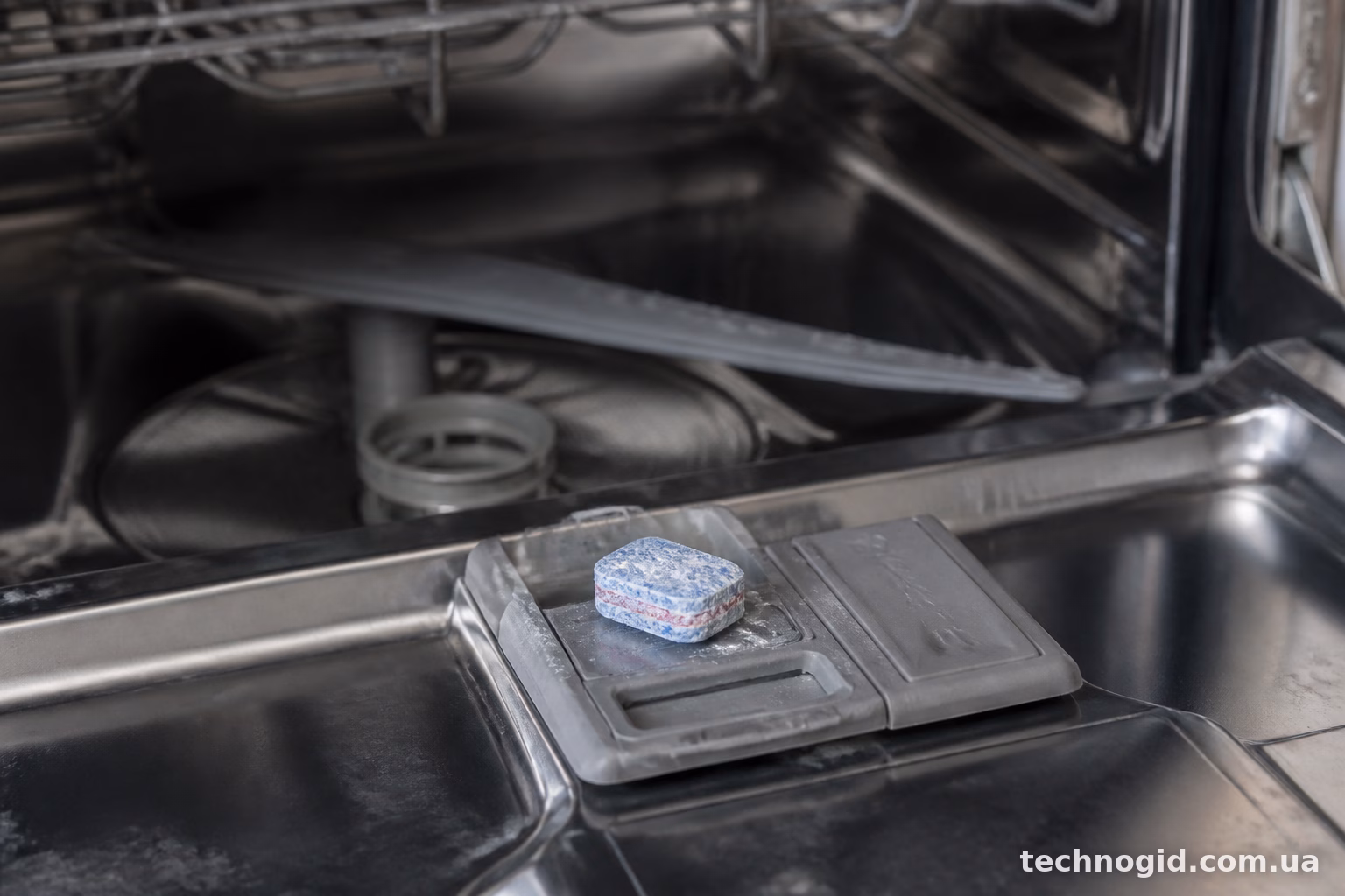 Bosch SMV4HVX00K не розчиняє таблетку: причини та що з цим робити